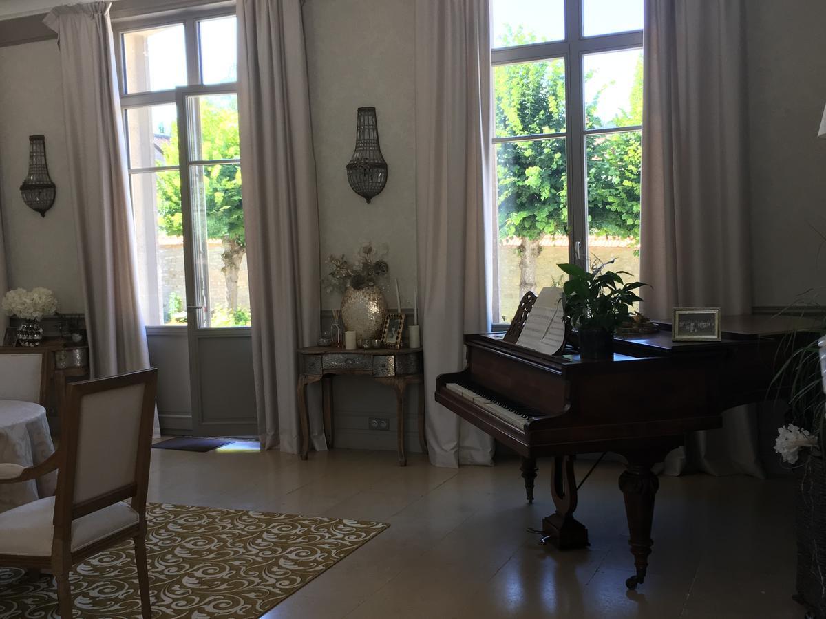 Le Chateau D'Hermonville B&B / Chambres D'Hotes Экстерьер фото